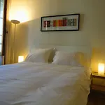 Into Paris - Mouffetard Apartment
